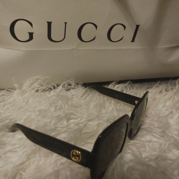 Gucci oversized sunglasses main image 6